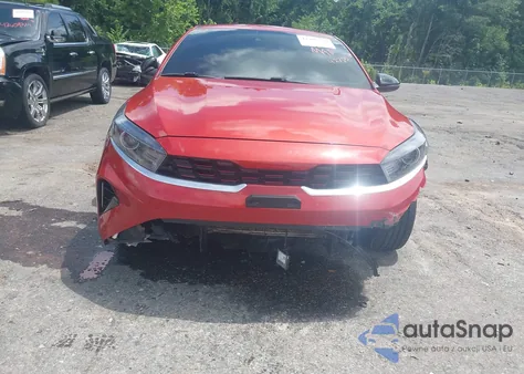 2023 Kia Forte Gt-Line z USA, uszkodzony, nr VIN 3KPF54AD7PE636758